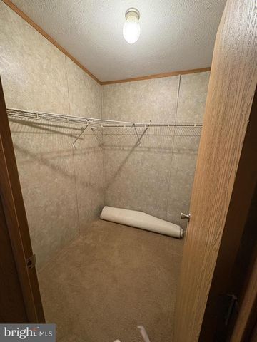 194 PARK VIEW AVE, Lewistown, PA 17044