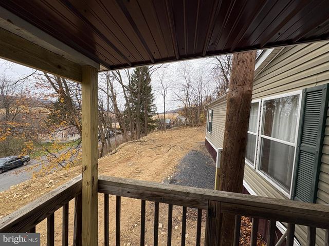 194 PARK VIEW AVE, Lewistown, PA 17044