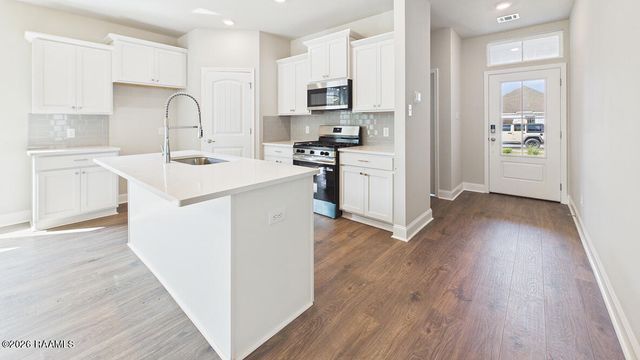 310 Bellewood Drive, Lafayette, LA 70507