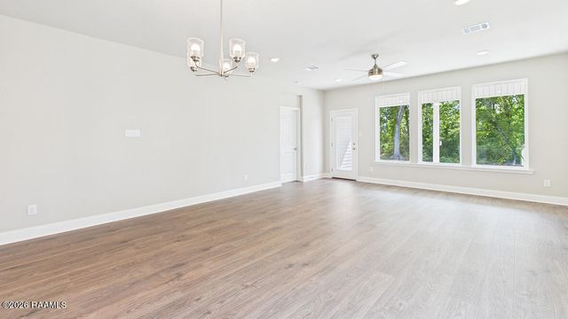 310 Bellewood Drive, Lafayette, LA 70507