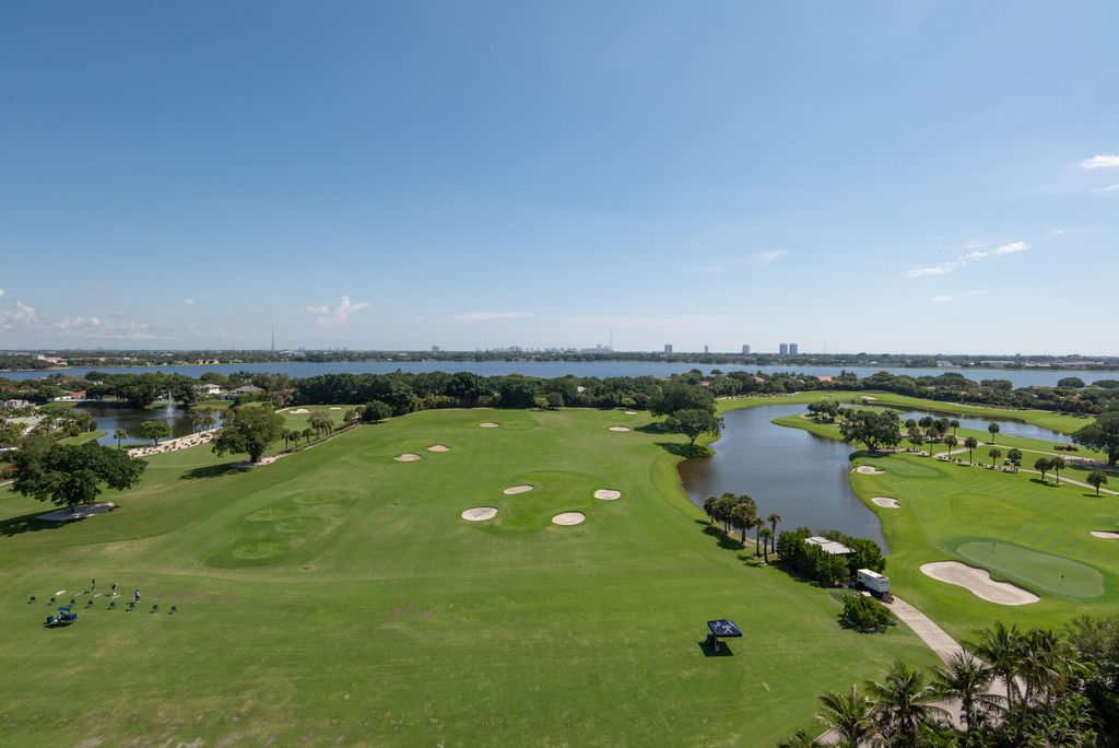 2000 Presidential Way 1401, West Palm Beach, FL 33401