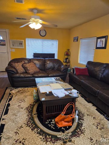 415 E 18th Street, Bakersfield, CA 93305