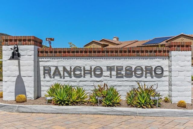 805 Blackstone Drive, San Marcos, CA 92078
