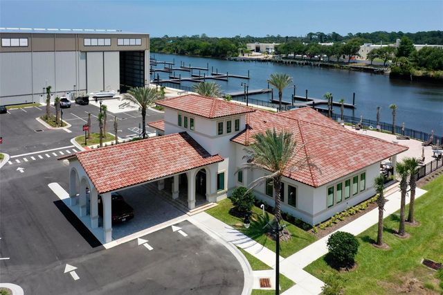 122 DEL PALMA DRIVE, Palm Coast, FL 32137