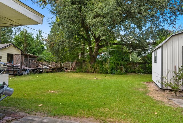 1825 7th St, Lake Charles, LA 70601