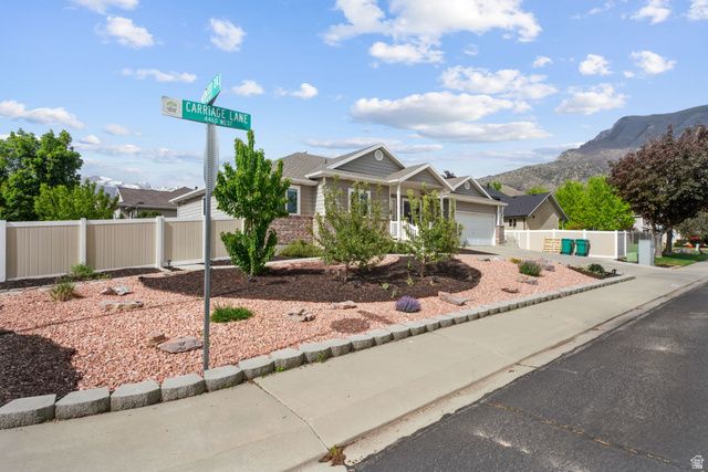 4584 W CARRIAGE LN, Cedar Hills, UT 84062