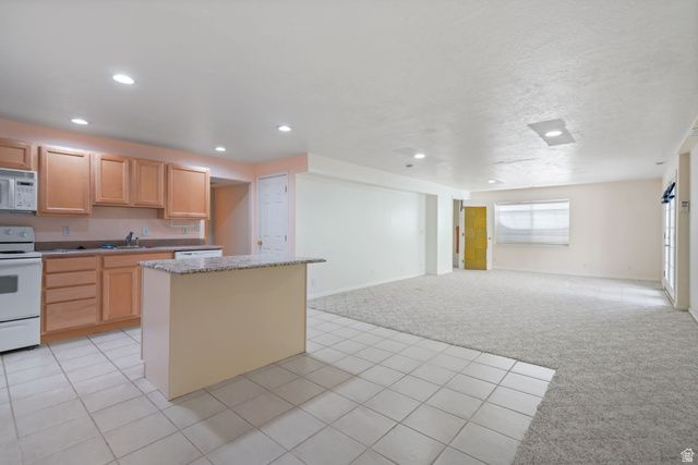 4584 W CARRIAGE LN, Cedar Hills, UT 84062