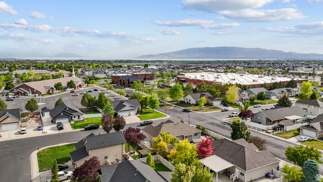 4584 W CARRIAGE LN, Cedar Hills, UT 84062