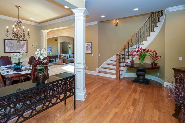 205 Nature Ridge Rd, Tullahoma, TN 37388