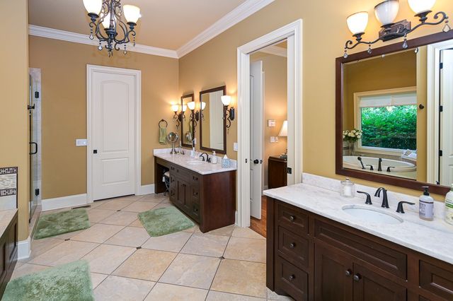 205 Nature Ridge Rd, Tullahoma, TN 37388