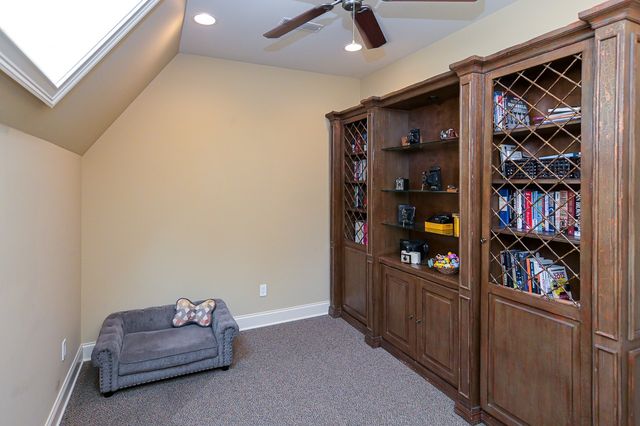 205 Nature Ridge Rd, Tullahoma, TN 37388