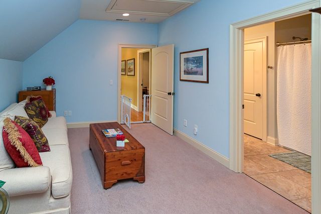 205 Nature Ridge Rd, Tullahoma, TN 37388