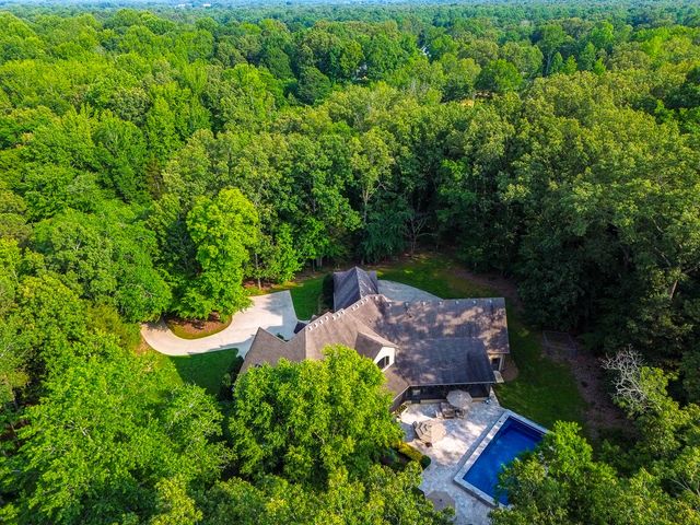 205 Nature Ridge Rd, Tullahoma, TN 37388