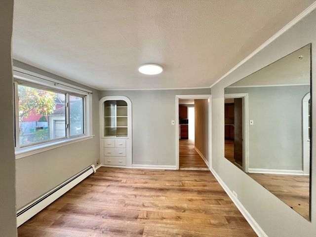 209 Riverside Ave 209, Medford, MA 02155