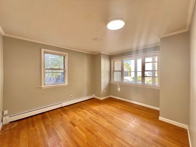 209 Riverside Ave 209, Medford, MA 02155