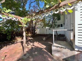 209 Riverside Ave 209, Medford, MA 02155