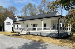 758 Dearman St, Smithville, TN 37166