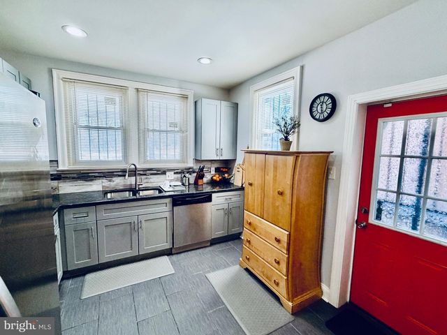 4777 TAMPA ST, Philadelphia, PA 19120