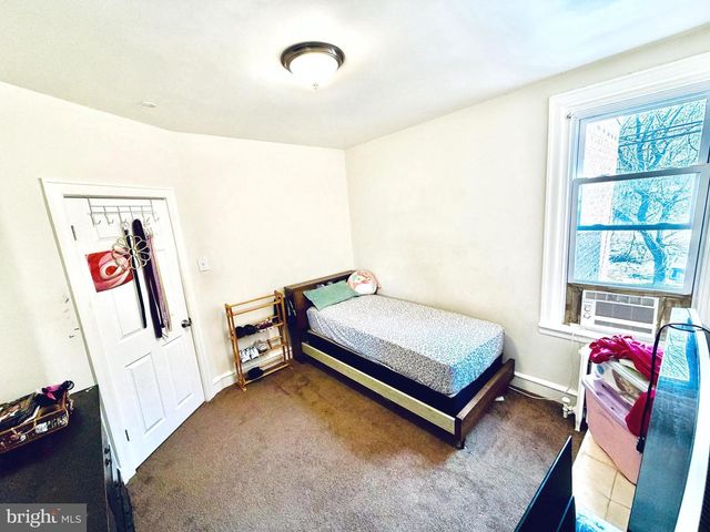 4777 TAMPA ST, Philadelphia, PA 19120