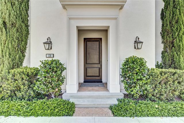138 Linda Vista, Irvine, CA 92618