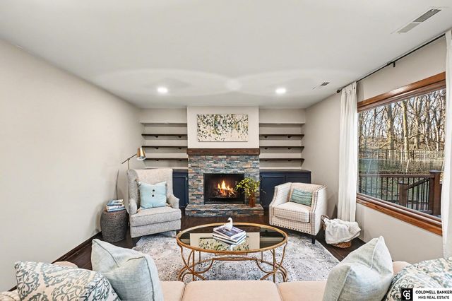 11706 Fisher House Road, Bellevue, NE 68123