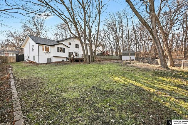 11706 Fisher House Road, Bellevue, NE 68123