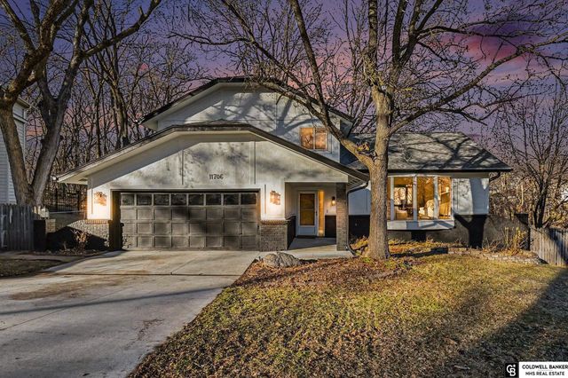 11706 Fisher House Road, Bellevue, NE 68123