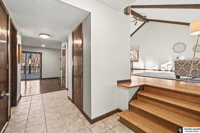 11706 Fisher House Road, Bellevue, NE 68123