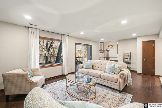 11706 Fisher House Road, Bellevue, NE 68123