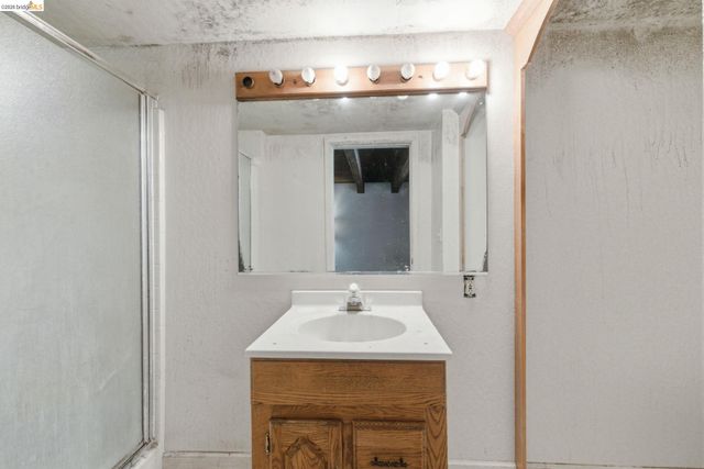 23608 Porcina Way, Columbia, CA 95310