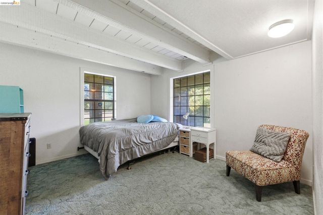 23608 Porcina Way, Columbia, CA 95310