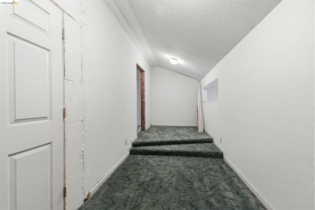 23608 Porcina Way, Columbia, CA 95310