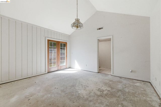 23608 Porcina Way, Columbia, CA 95310