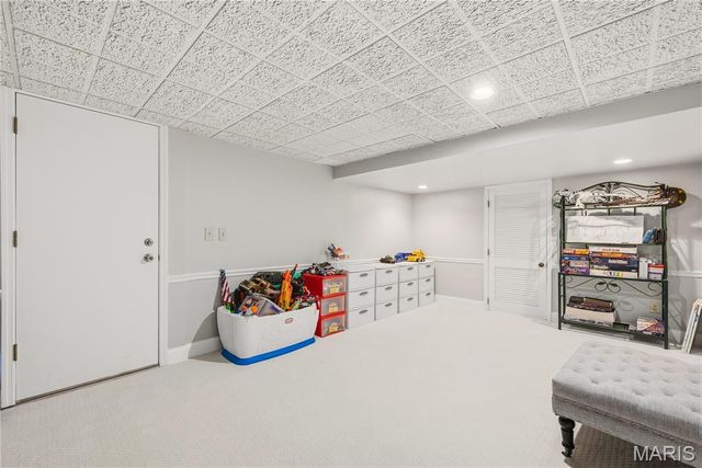 607 Lampadaire Drive, Creve Coeur, MO 63141