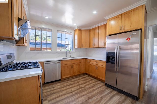 3517 Allendale Ave, Oakland, CA 94619