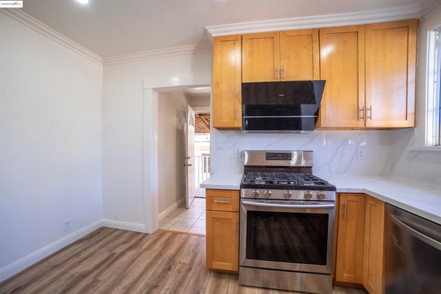 3517 Allendale Ave, Oakland, CA 94619