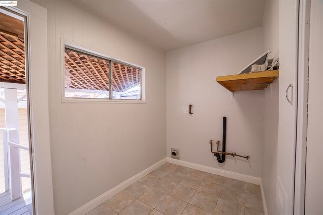 3517 Allendale Ave, Oakland, CA 94619
