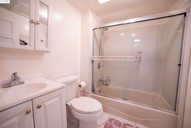 3517 Allendale Ave, Oakland, CA 94619