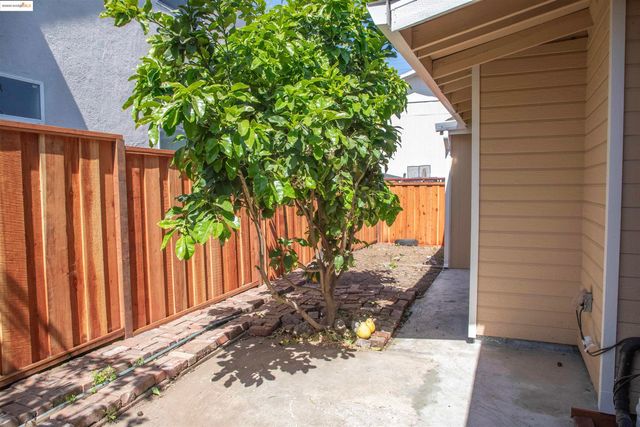 3517 Allendale Ave, Oakland, CA 94619
