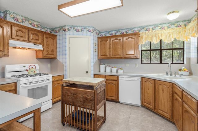 4114 Sweetgum Drive, Conroe, TX 77304