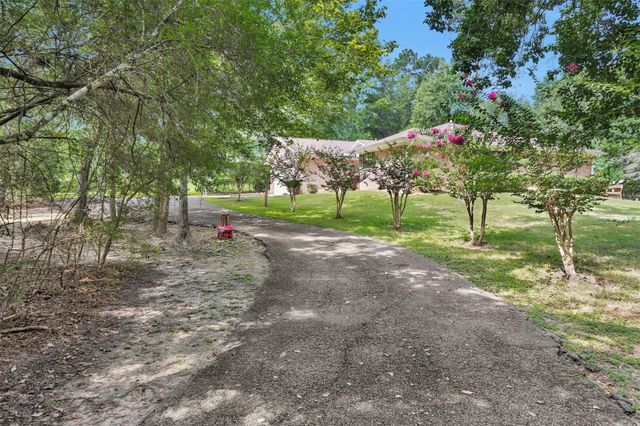 4114 Sweetgum Drive, Conroe, TX 77304