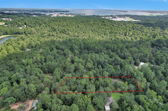 4114 Sweetgum Drive, Conroe, TX 77304