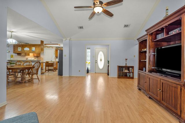 4114 Sweetgum Drive, Conroe, TX 77304
