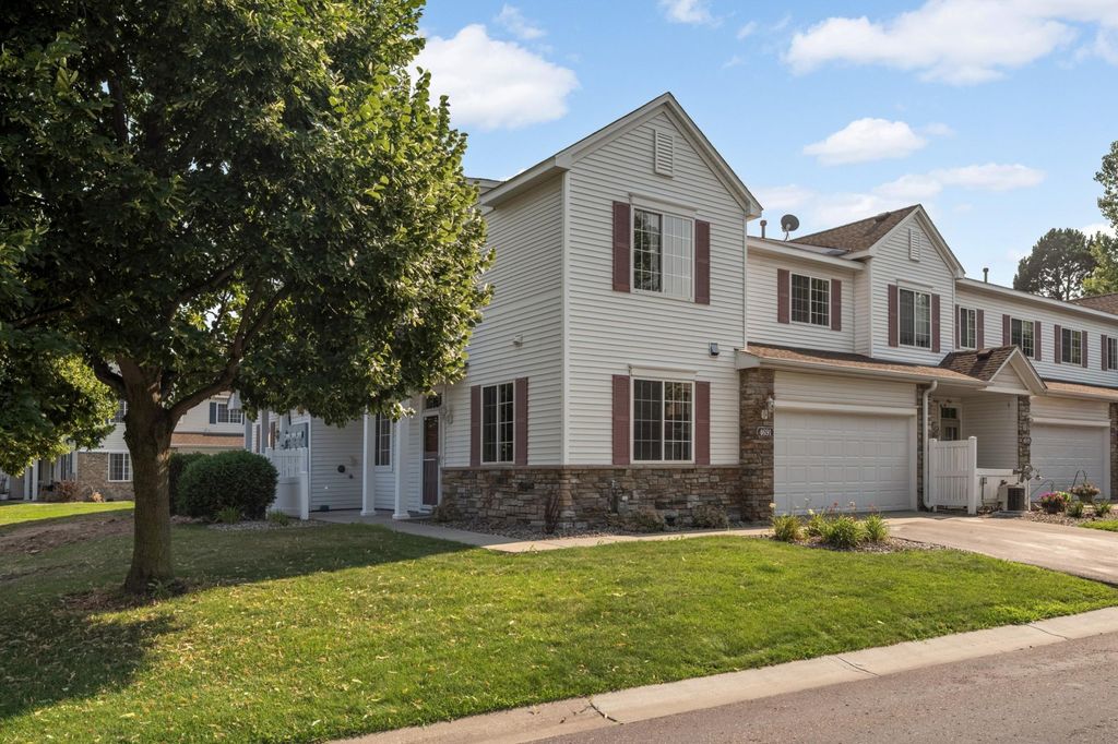 4691 Blaine Avenue 808, Inver Grove Heights, MN 55076