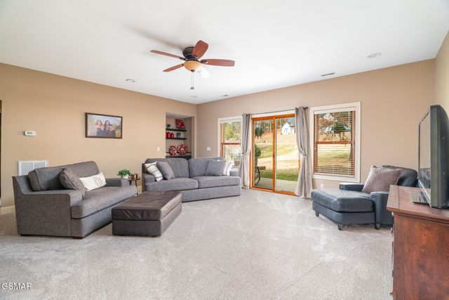 1511 Landmark BLVD Boulevard, Sevierville, TN 37862