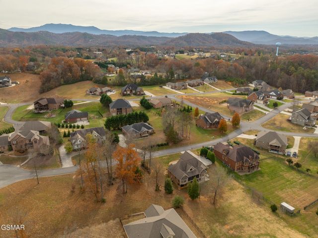 1511 Landmark BLVD Boulevard, Sevierville, TN 37862