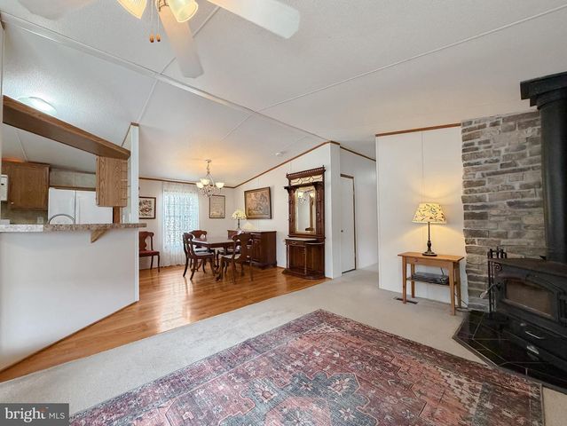 309 BERTS DR, Lothian, MD 20711