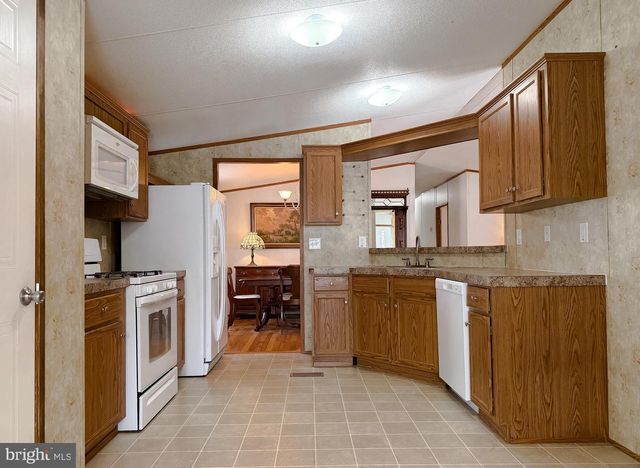 309 BERTS DR, Lothian, MD 20711