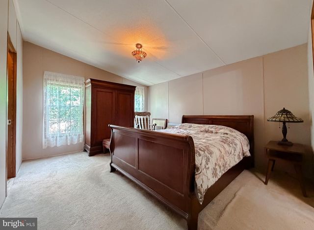 309 BERTS DR, Lothian, MD 20711