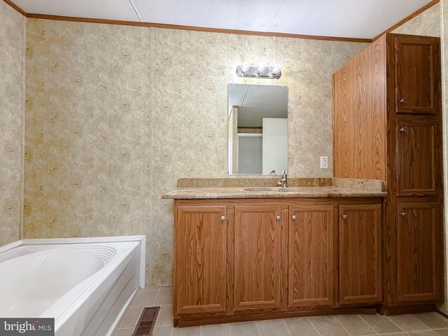 309 BERTS DR, Lothian, MD 20711